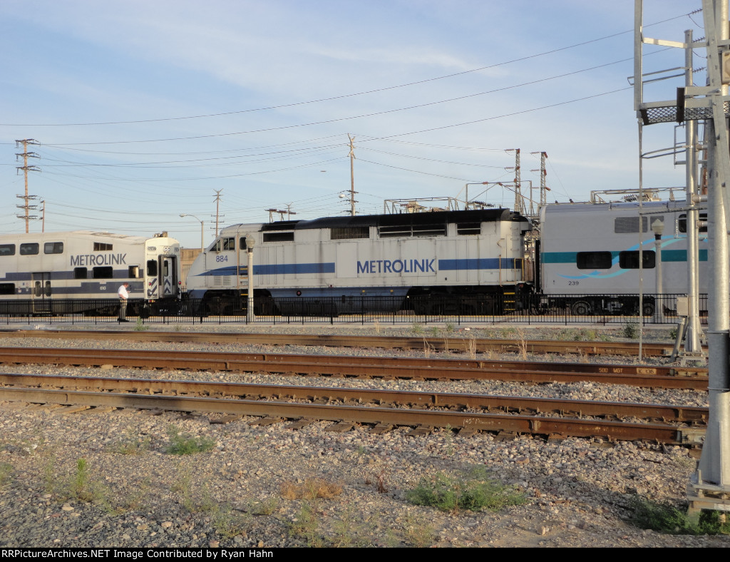 SCAX 884 & Cab Car 610 on the New Track 4